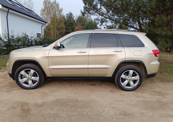 Jeep Grand Cherokee cena 62500 przebieg: 231000, rok produkcji 2011 z Poznań małe 121